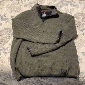 Olive green Gerry long sleeve cover size M